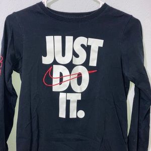 Nike top